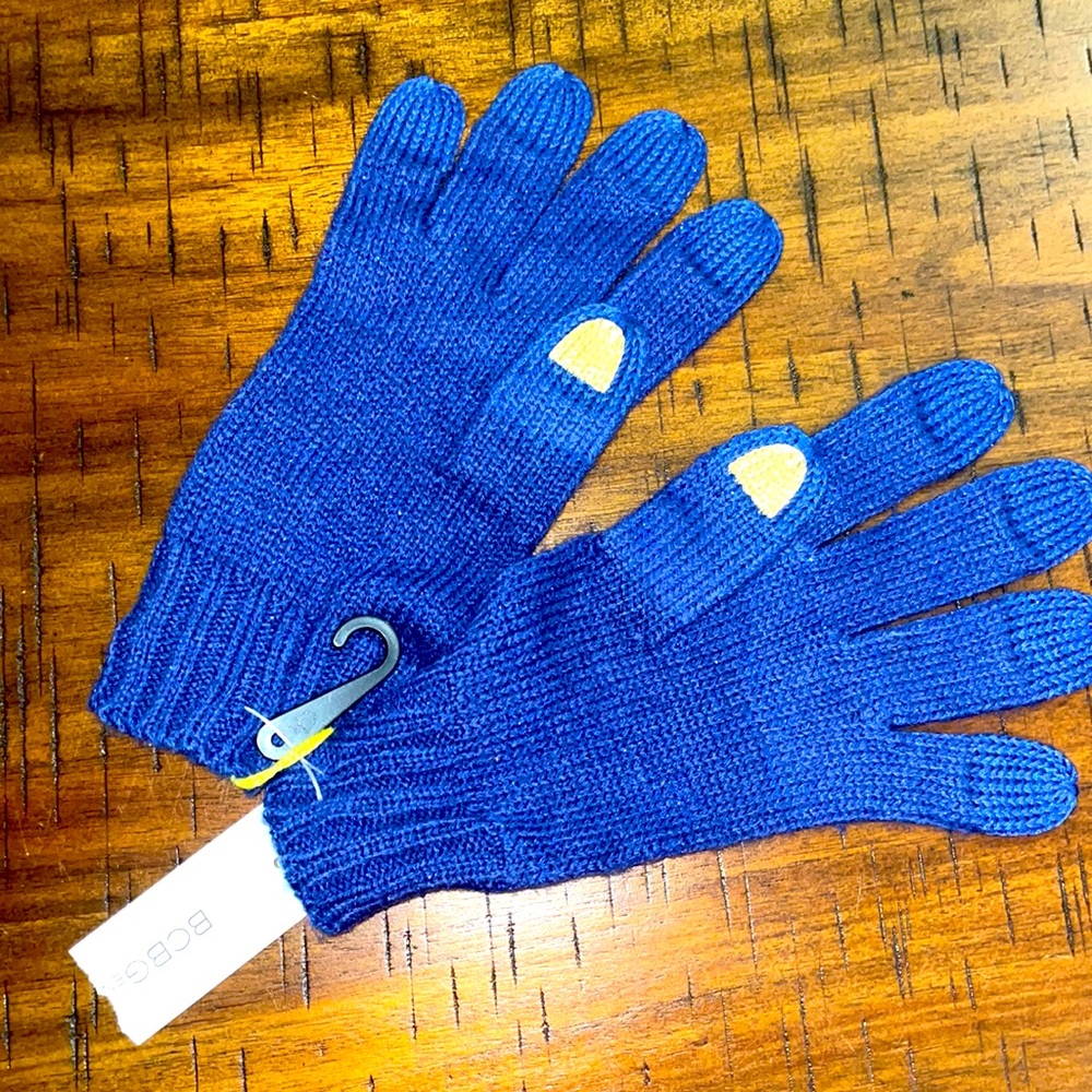 NWT BCBGeneration Blue Suede Nail Party Gloves